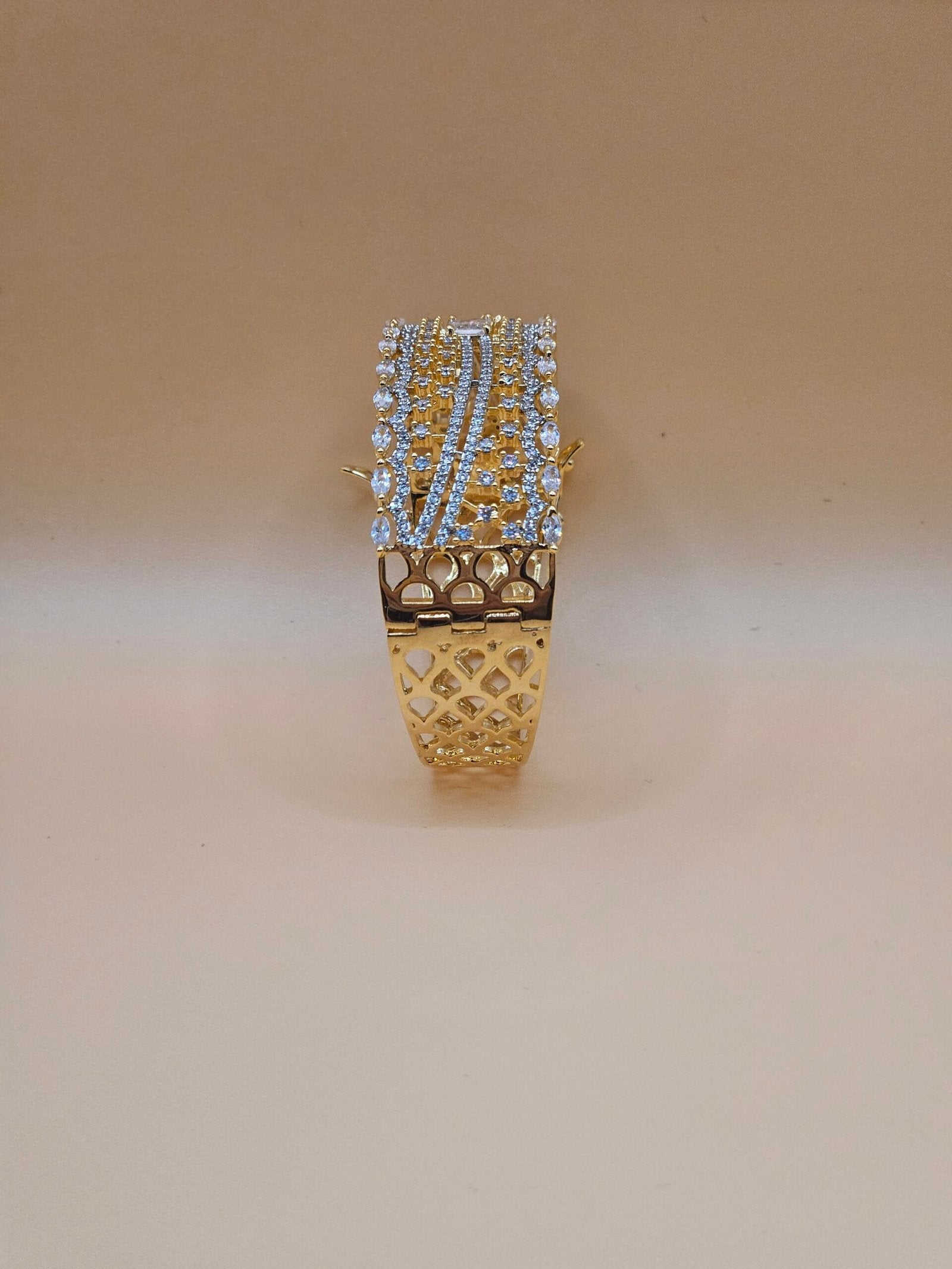 Inayat - Gold image